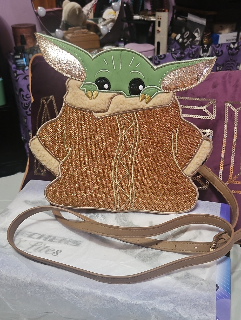 Disney Danielle Nicole Species Unknown Crossbody Bag Grogu from The Mandalorian